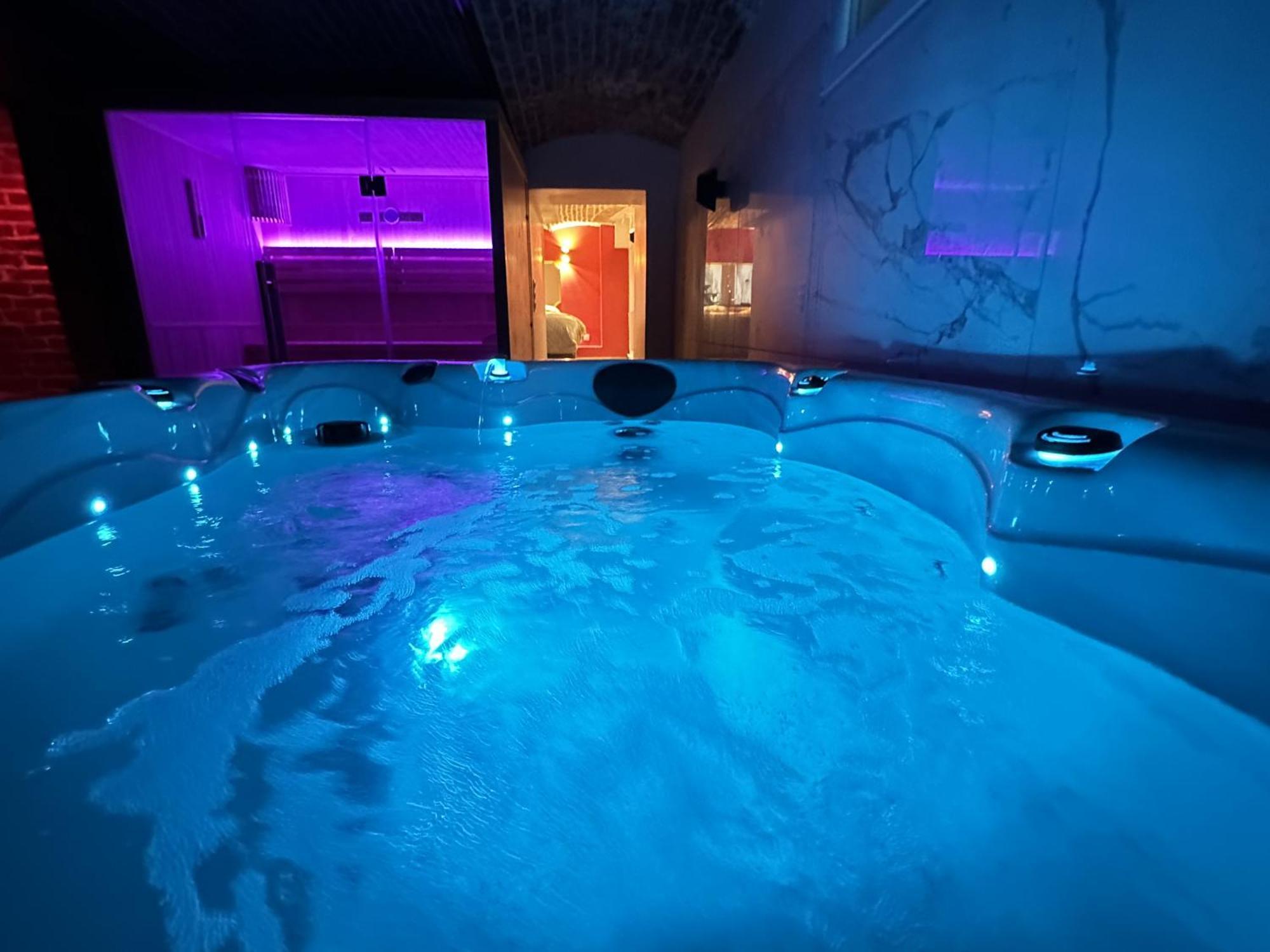 Le Bijou - Appartement, Sauna Et Jacuzzi - 릴 외부 사진