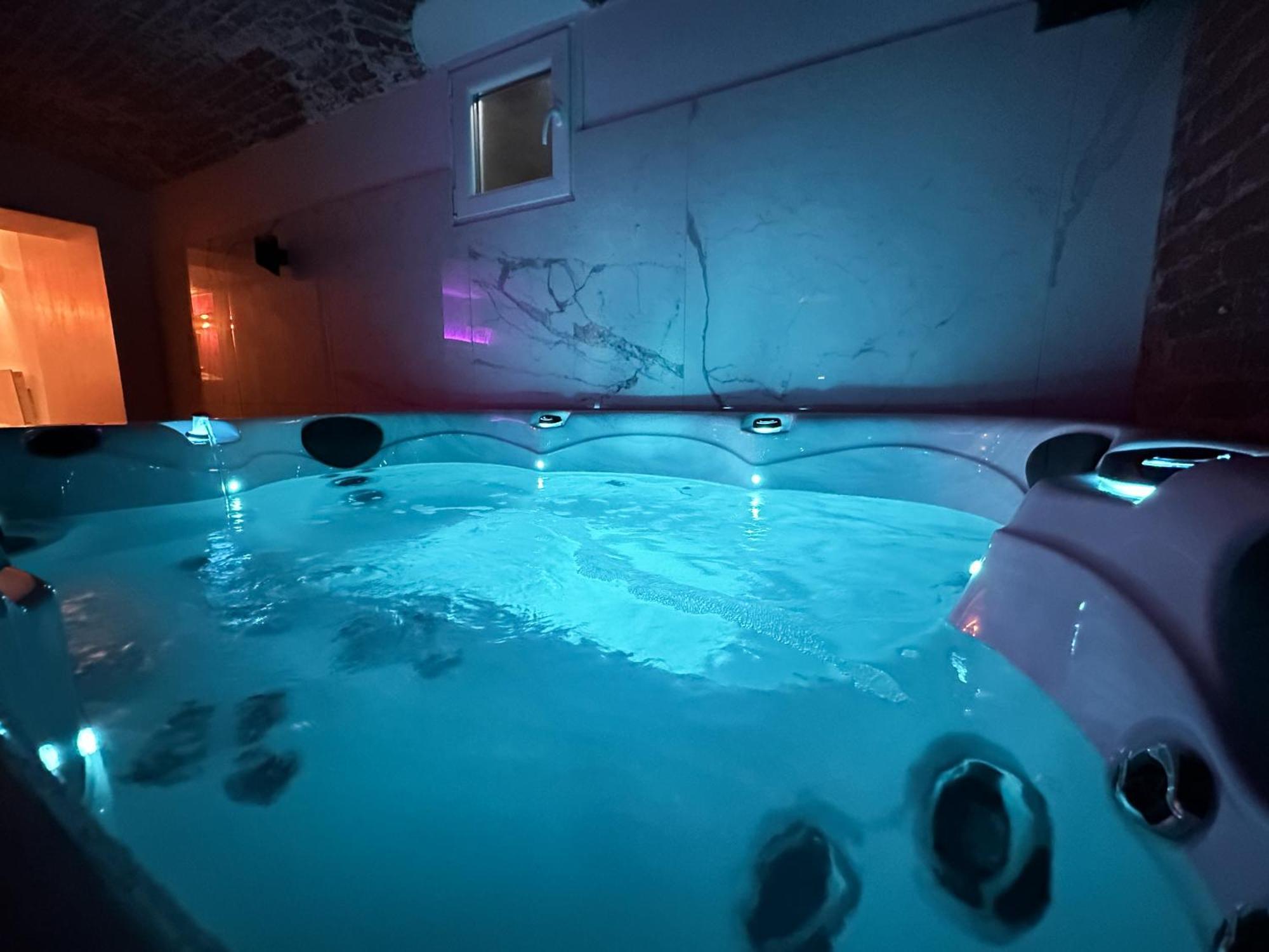 Le Bijou - Appartement, Sauna Et Jacuzzi - 릴 외부 사진