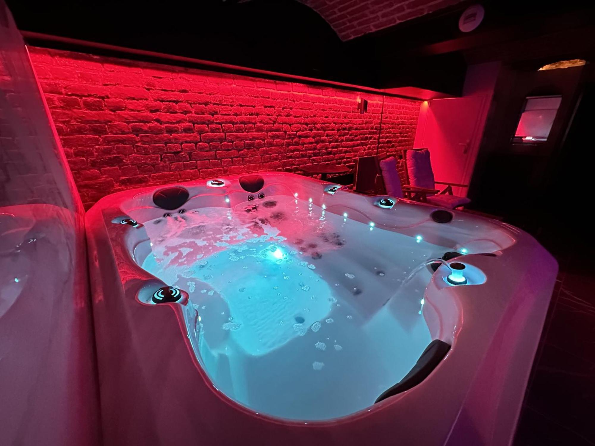 Le Bijou - Appartement, Sauna Et Jacuzzi - 릴 외부 사진